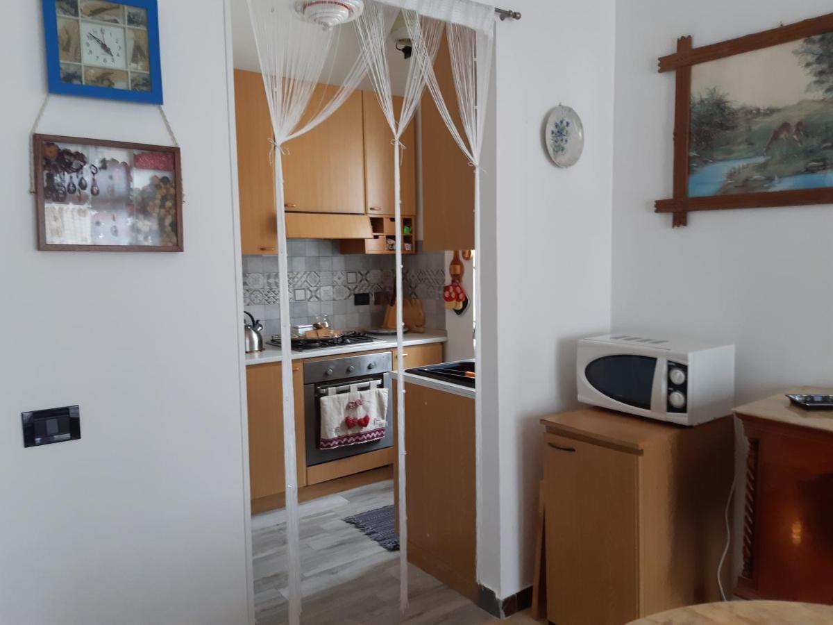 Giaveno, Apartment "Margherite" A Pochi Passi Dal Centro, Wifi Bagian luar foto