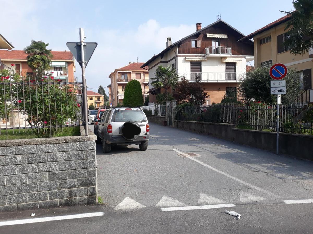 Giaveno, Apartment "Margherite" A Pochi Passi Dal Centro, Wifi Bagian luar foto